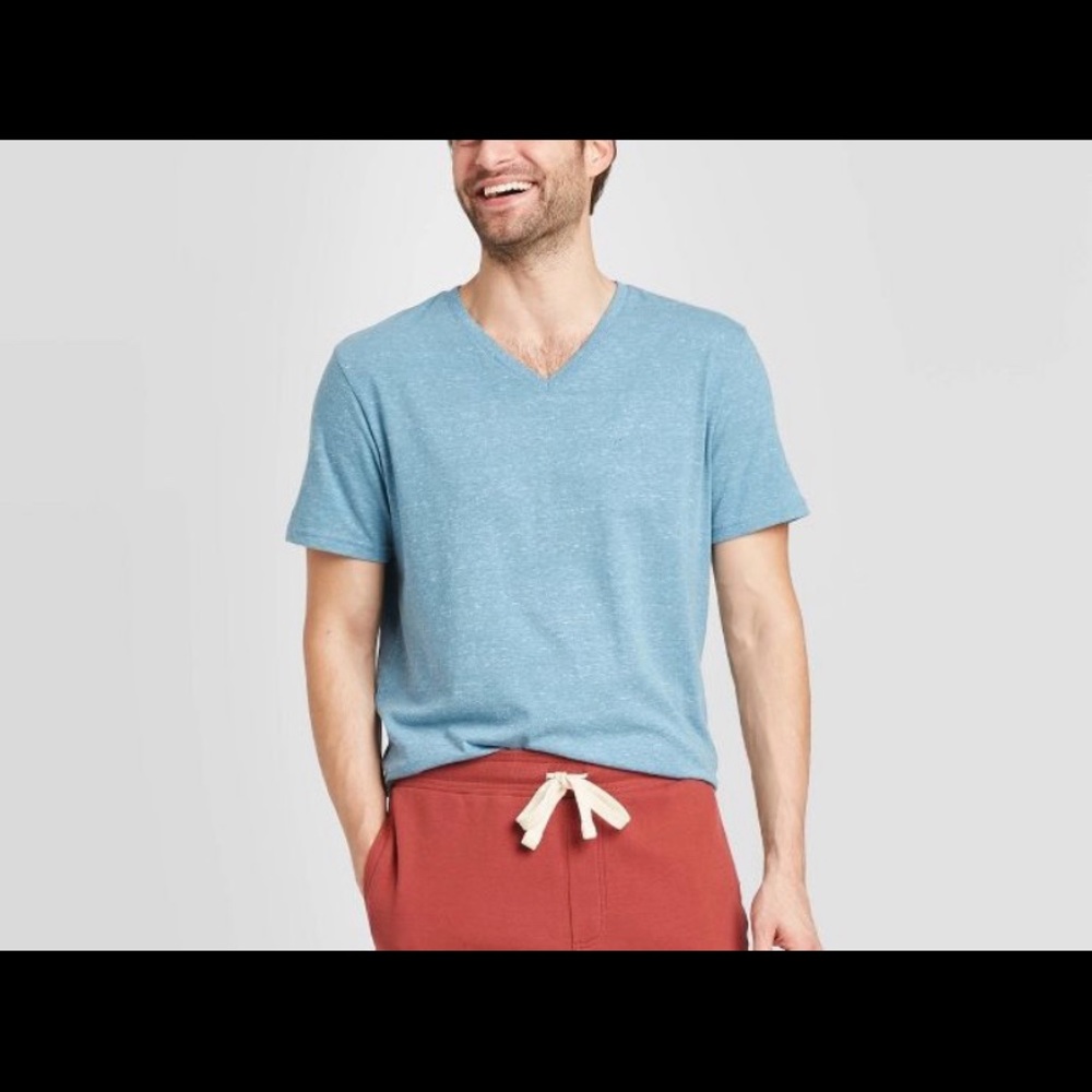 Good fellow & Co V-neck tee